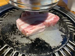 厚切五花肉-唯成•韩国炭火烤肉 유성고기