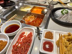 -海底捞火锅(新松江路生日主题店)