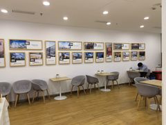 -杭州中沃沃尔沃4S店(滨江区店)