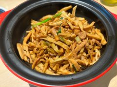 砂锅香脆笋-吕氏疙瘩汤·新派鲁菜(欢乐汇店)