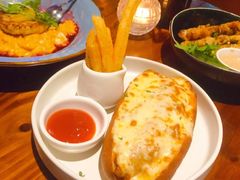 -MARU玛露音乐餐厅(大学路店)