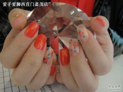 爱手爱脚彩绘光疗甲-摩睫+皮肤管理·科学美容中心