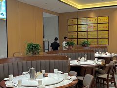 -梅利汴京烤鸭•开封豫菜地标店(东大街店)