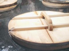 -鱼窝棚柴火铁锅炖(富山屯店)