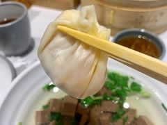 -馋三尺蟹粉小笼(人民广场店)