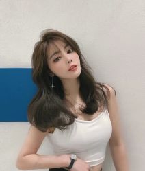 -卡尔诗·科技美肤连锁