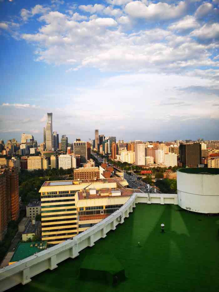 北京国际饭店旋转餐厅图片