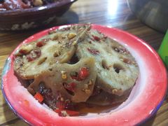 -老三样·美食研究中心(世贸路店)