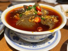 冒毛肚-炉小二铜锅牛蛙•川湘菜(三里屯店)