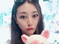 -LINE FRIENDS Garosu-gil Flagship Store