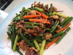 蒜香八爪鱼-东海酒店