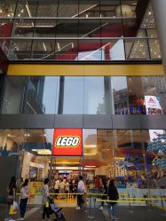 -乐高品牌旗舰店(人民广场店)