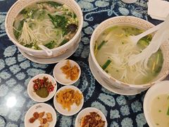 -桥香园云南过桥米线(金马碧鸡店)