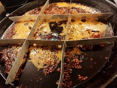 -岗上渣渣老火锅(两路口店)