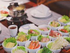 -乐领拈花溪·林涧食韵