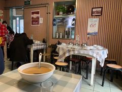 大堂-华春餐馆(鱼山路店)
