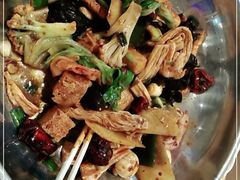 -拿渡麻辣香锅(世茂广场·工三店)