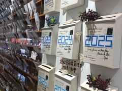 -猫的天空之城概念书店(束河店)
