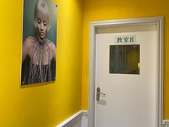 -首脑美容美发化妆美甲培训学校(龙岗校区)