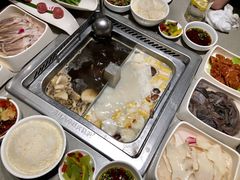 鸳鸯火锅-海底捞火锅(天一广场亚细亚店)