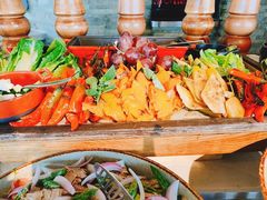 -锦厨国际自助餐厅 · 云端景观 (昆明索菲特大酒店)