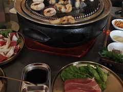 -围炉肉舍•炭烤活鳗•丹东海鲜烤肉(步行街店)