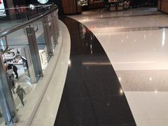 -星巴克(来福士2F店)