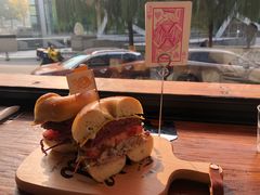 -Catch Bagel(芳草地店)