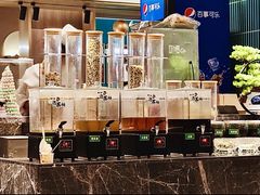 -金马门国际美食百汇(珞喻路店)