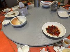 -潇湘华天大酒店-湘·悦美食街(芙蓉中路店)