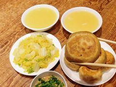 -清真吴记门钉肉饼·喜多利