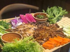 -聚串门儿·东北烧烤(信义坊店)