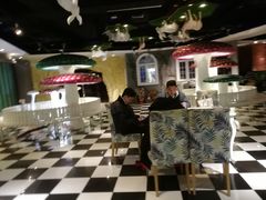 -H次元沉浸剧情密室(街道口店)