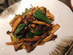 海盐焗菌菇-丝路金桃·新疆菜(徐汇店)