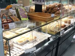 -好利来(高新枫叶广场店)