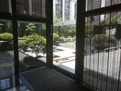 -鱼鲜饭香·招牌汽锅剁椒鱼头王