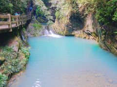 -龙水峡地缝景区