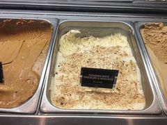 white&nbsp;chocolate&nbsp;&&nbsp;hazelnut-Patagonia Chocolates(皇后镇店)