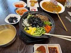 -釜山豚骨汤饭(芝罘万达广场店)