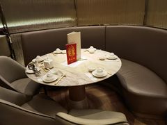 -香港百合居(LCM置汇旭辉广场店)