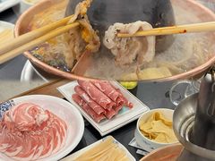 -楼外楼大刀肉传统火锅(西安大路店)