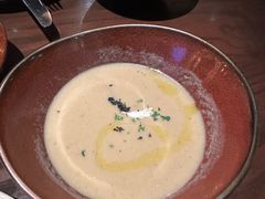 奶油蘑菇汤-BROWNSTONE布朗石西班牙餐厅(富城店)