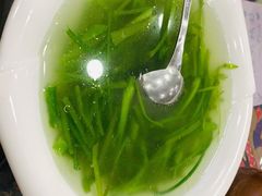 -泸沽肴(泸沽湖大洛水村农村信用社旁店)