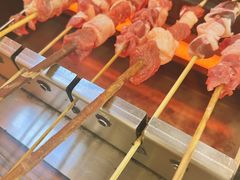 -哈尔滨小酒馆·鲜肉现穿自助烧烤(康新花园店)