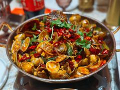 -小董哥烤串·爆汁大油边(故宫店)