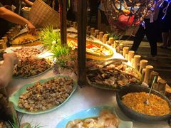 -佰烧海鲜烤肉火锅自助(熙地港店)