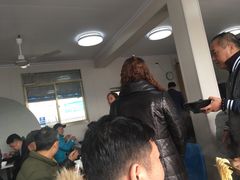 等位区-上海为民商行清真饭店(南大路店)