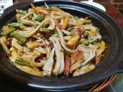 -王村姑老土炕莜面村(张北店)
