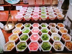 -雍容荟帝王蟹活龙虾展台自助(IFS黑金店)