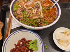 -云阿蛮云南生烫牛肉米线(奉贤路店)